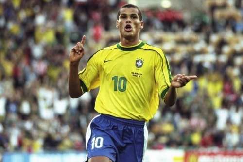 更在最后冷 更在最后冷